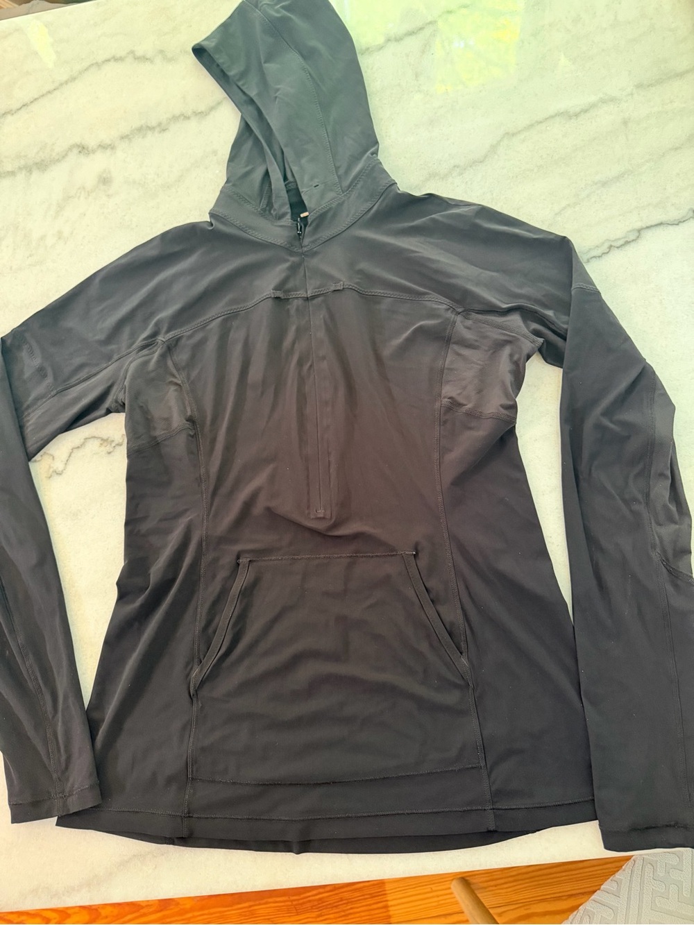 lululemon sleek performance 1/2 zip hood